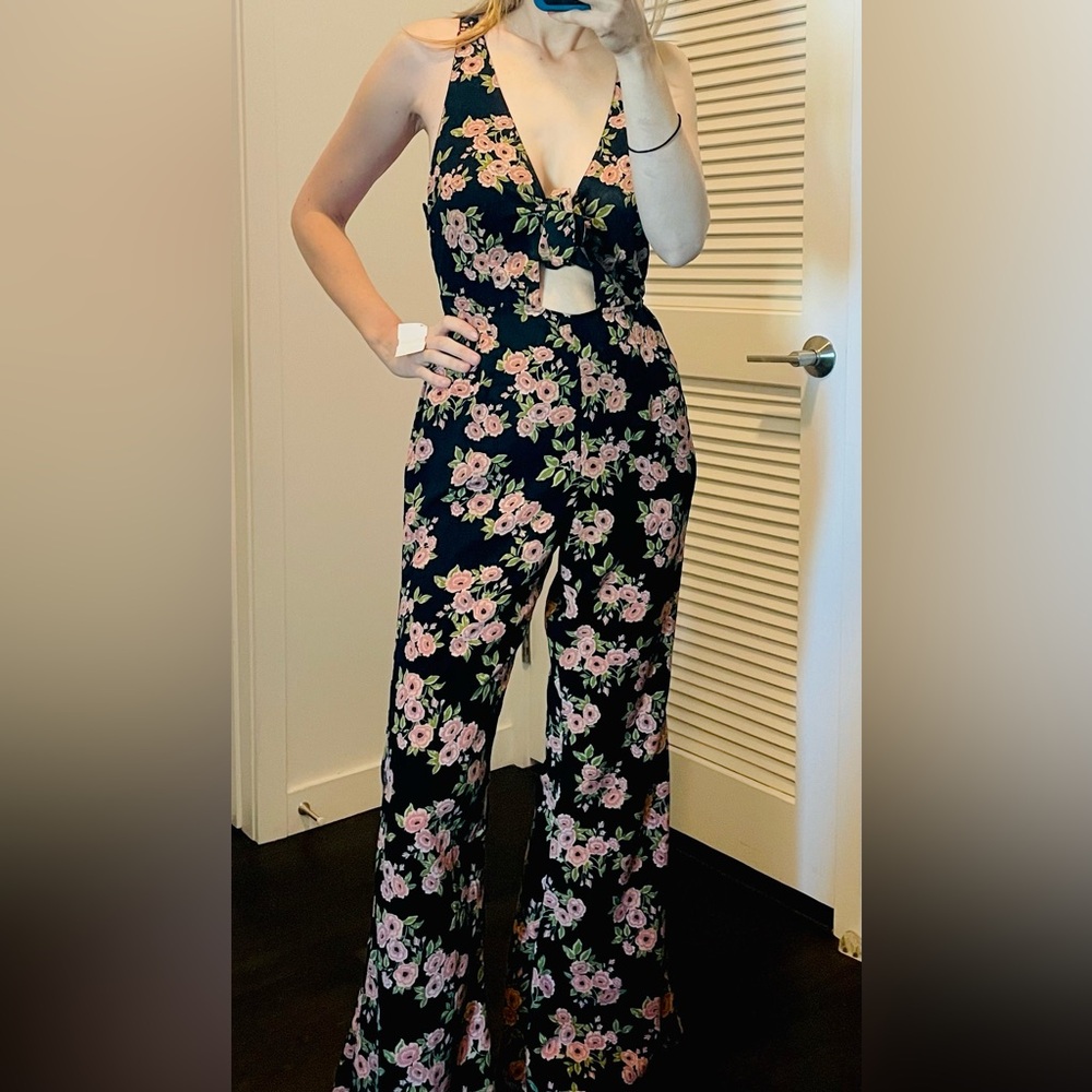 Black Jumpsuit - Flowy - Pant Jumper - Pink Roses - Stomach cutout, Open back